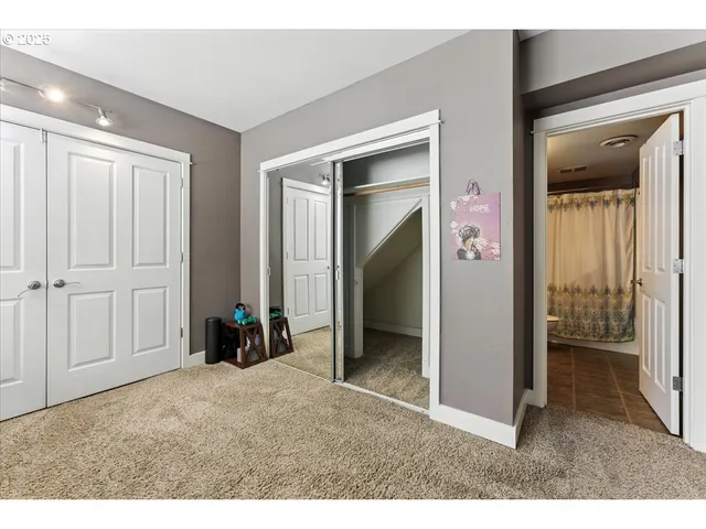 $329,000 | 1443 Northeast Village Street, Fairview, OR 97024