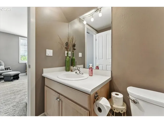 $329,000 | 1443 Northeast Village Street, Fairview, OR 97024