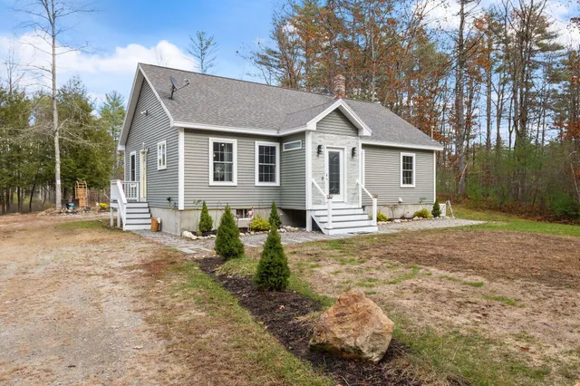 $671,040 | 4 Dragonfly Circle, Limerick, ME 04048