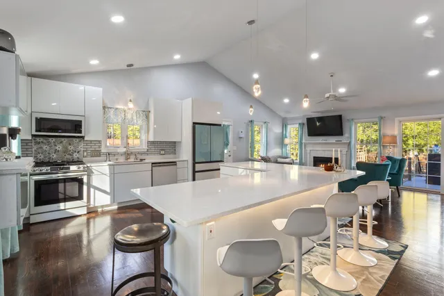 $671,040 | 4 Dragonfly Circle, Limerick, ME 04048