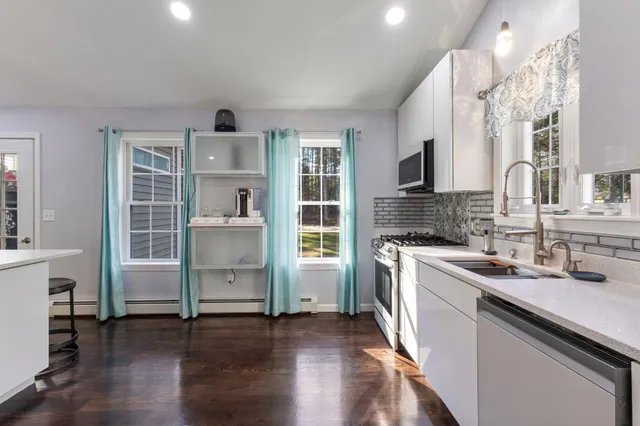 $671,040 | 4 Dragonfly Circle, Limerick, ME 04048