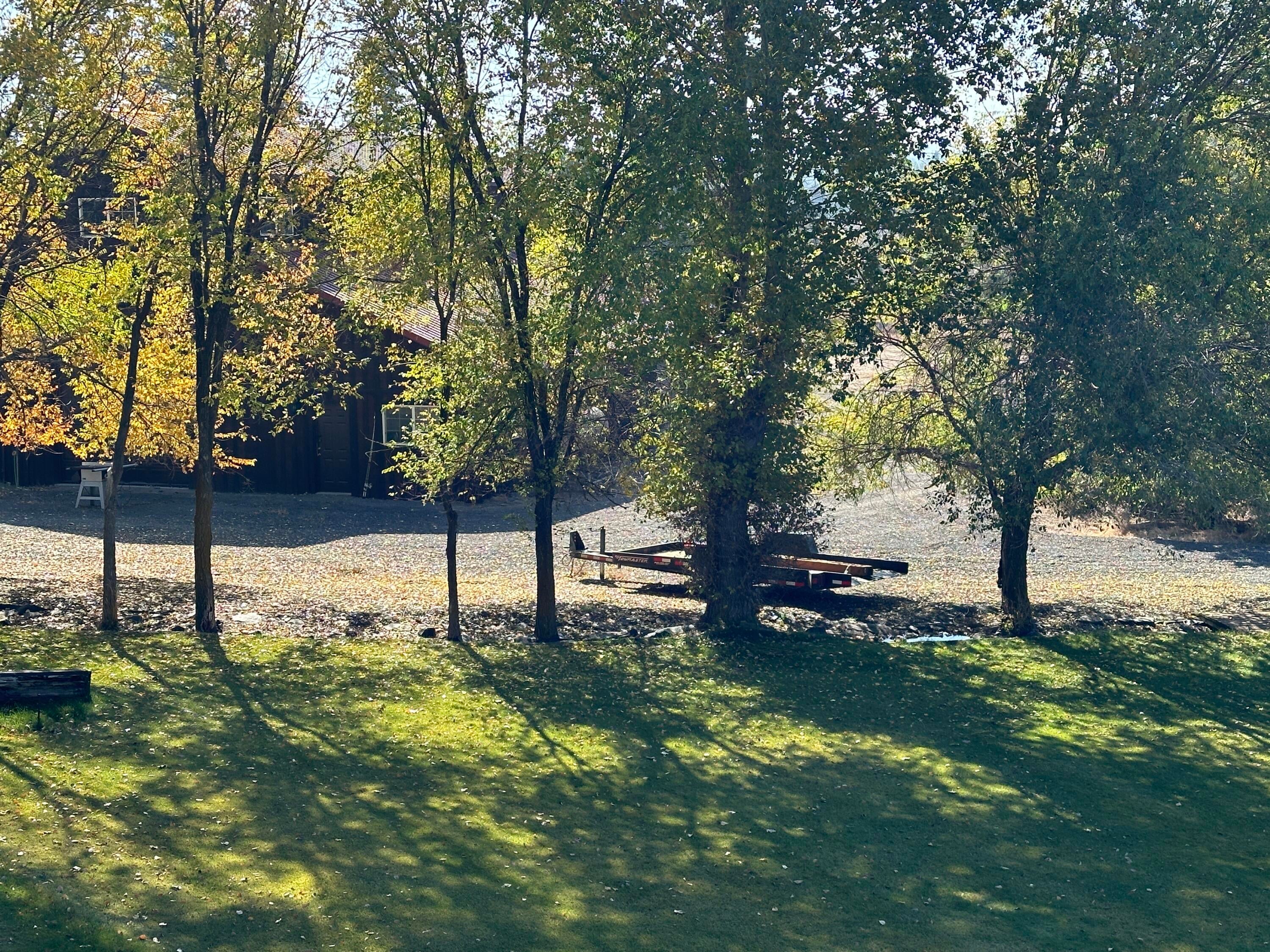 21550 McGilvray Road Bend, OR 97702 - Photo 16 of 21 image_123650291 (4)