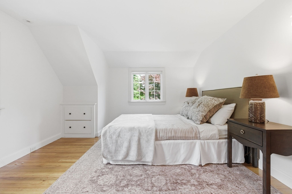 127 Larchmont Road Melrose, MA 02176 - Photo 27 of 42