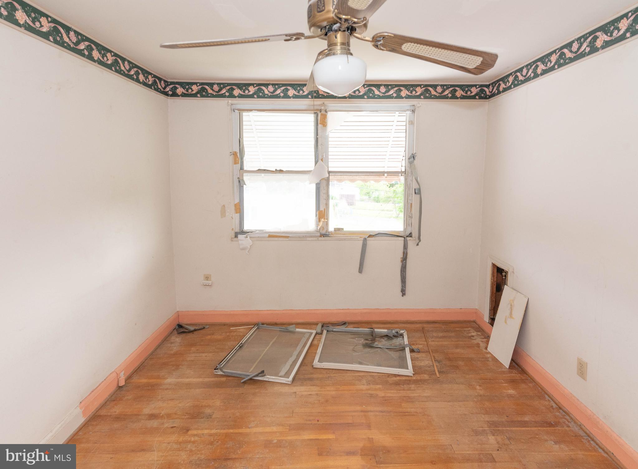 1249 Haverhill Road Baltimore, MD 21229 - Photo 13 of 46 Gallery Image 13