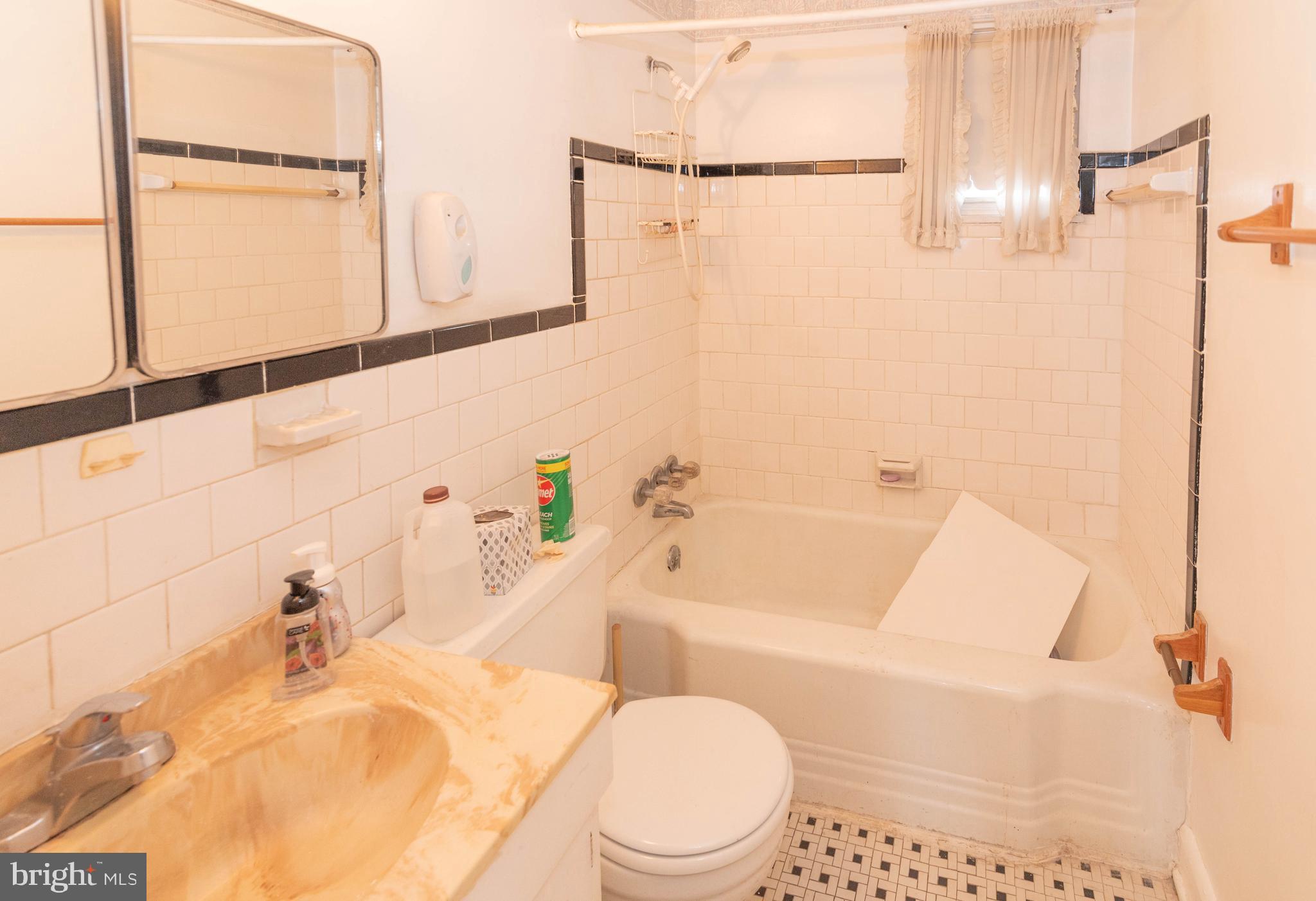 1249 Haverhill Road Baltimore, MD 21229 - Photo 20 of 46 Gallery Image 20