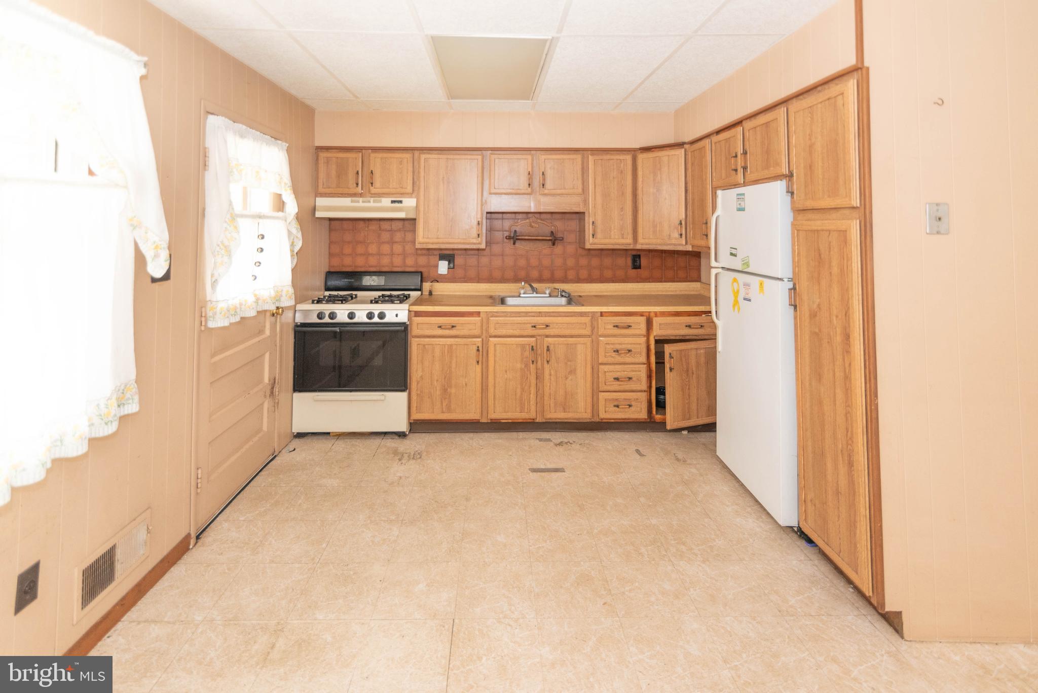 1249 Haverhill Road Baltimore, MD 21229 - Photo 9 of 46 Gallery Image 9