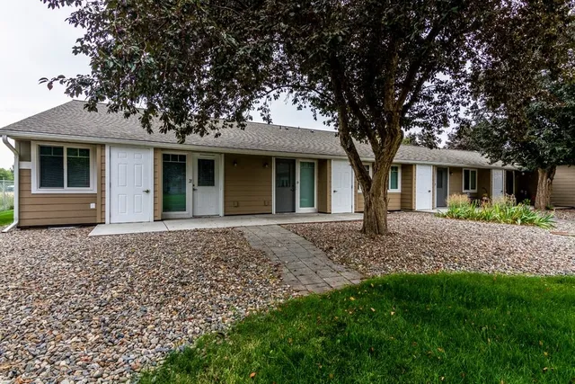 $974 | 3085 Resort Street, Baker City, OR 97814