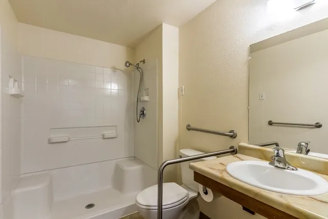 $974 | 3085 Resort Street, Baker City, OR 97814