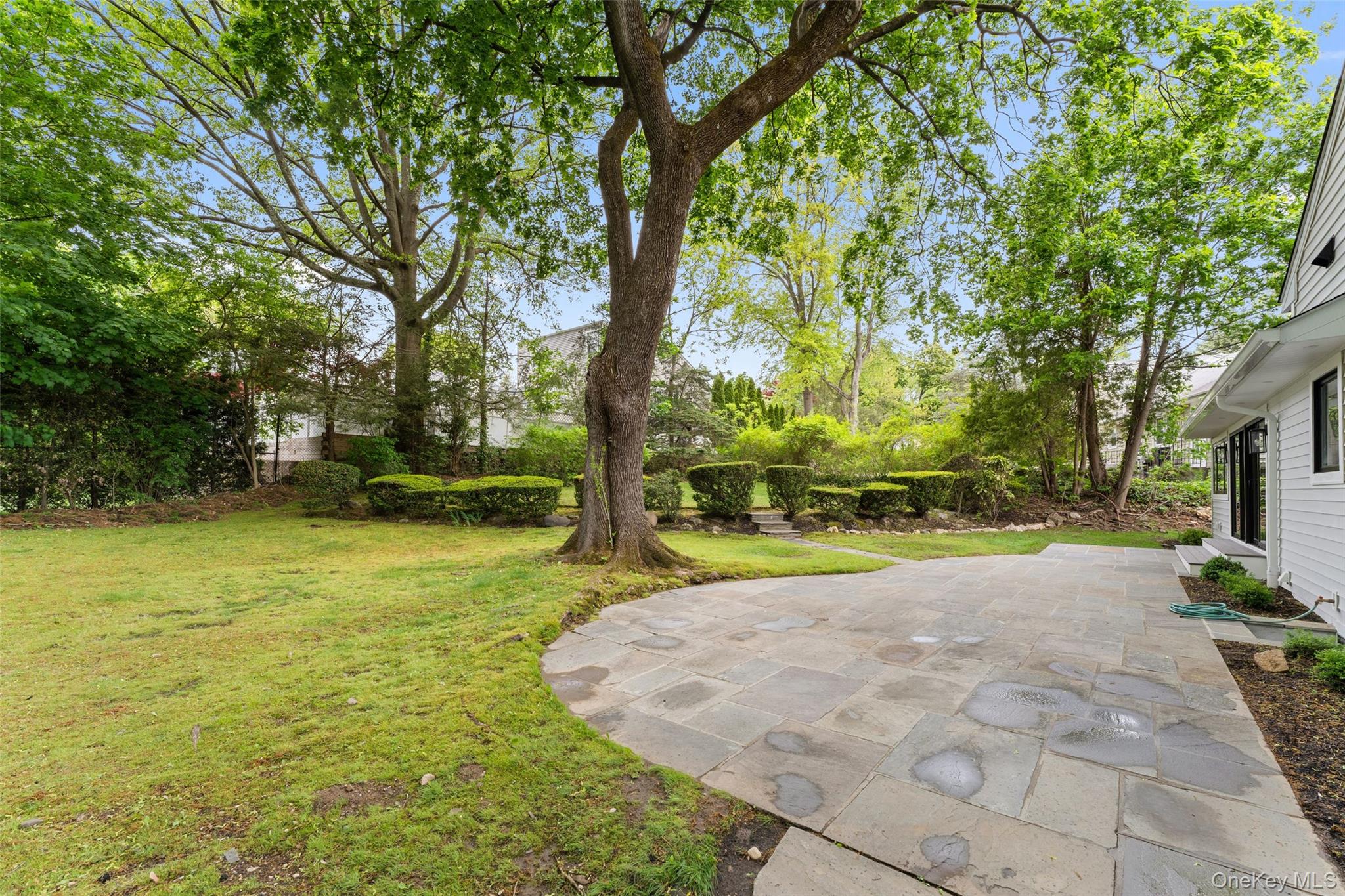 153 Waverly Road Scarsdale, NY 10583 - Photo 34 of 44 Large bluestone patio and yard