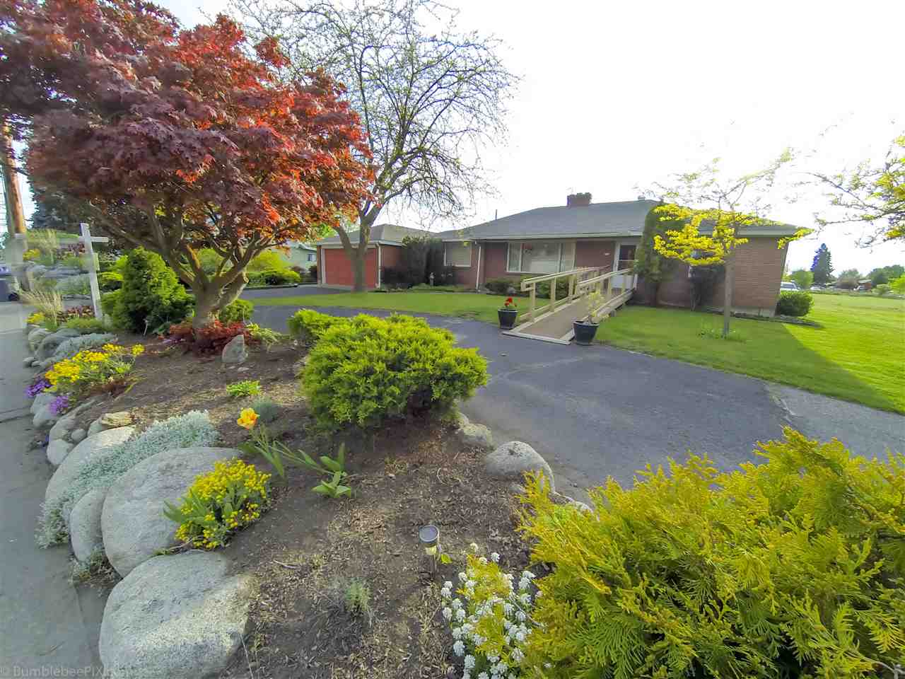 211 North Bowdish Road Spokane Valley, WA 99206 - Photo 1 of 20 Gallery Image 1