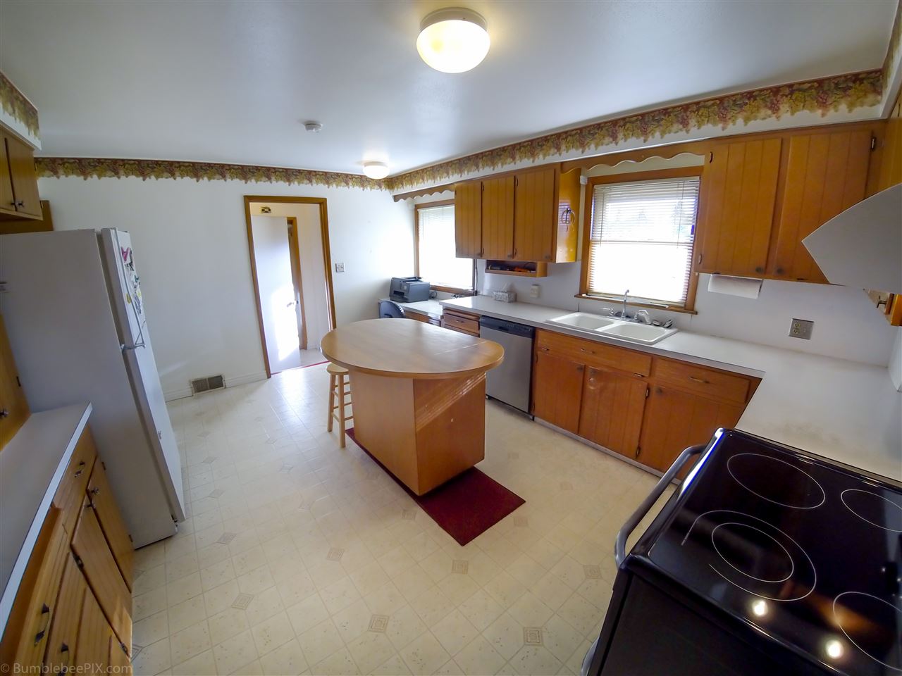 211 North Bowdish Road Spokane Valley, WA 99206 - Photo 5 of 20 Gallery Image 5