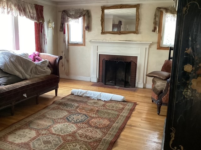 111 Aster Street Warwick, RI 02888 - Photo 2 of 17