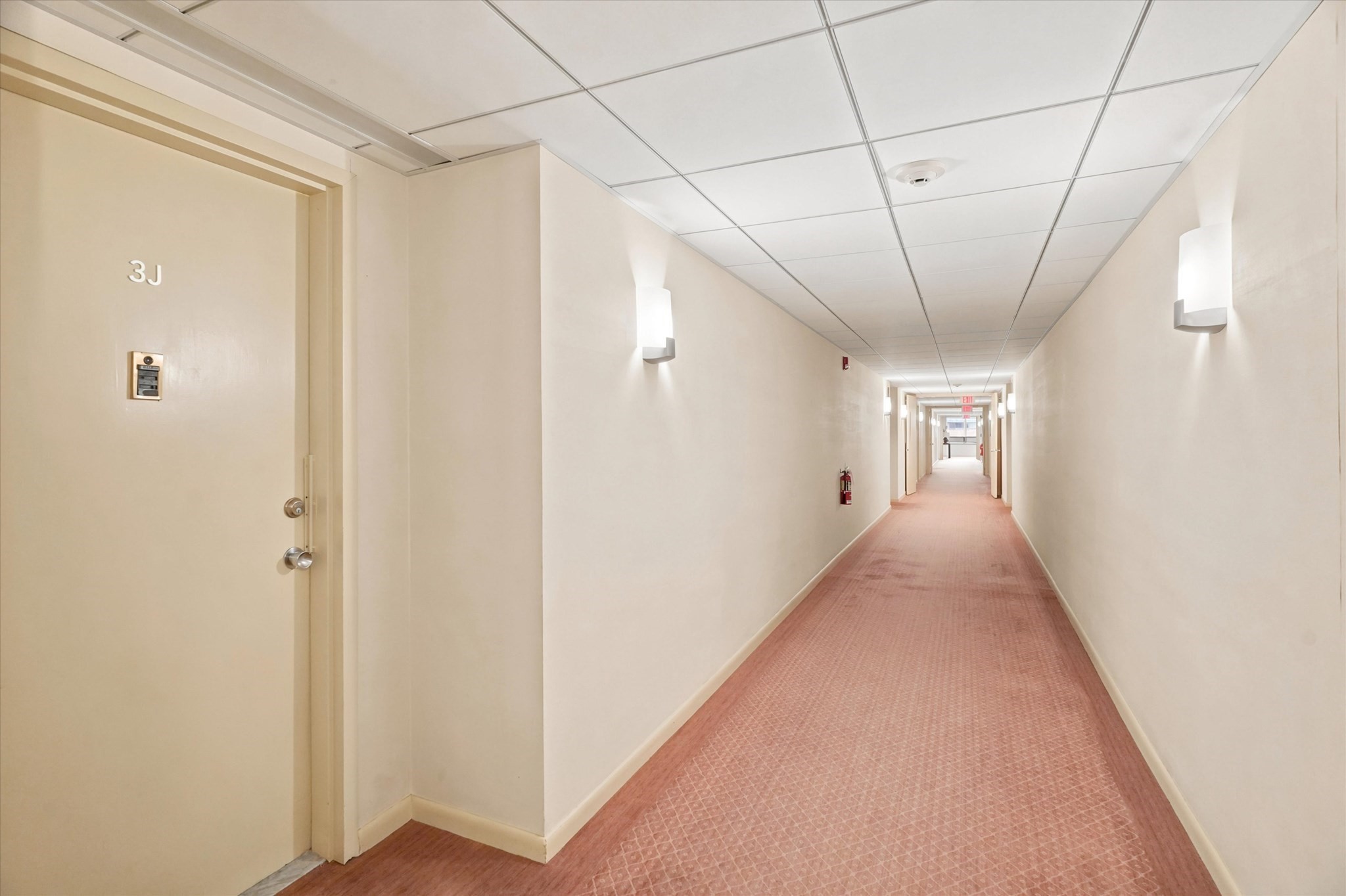 402 Paradise Road, Unit 3J Swampscott, MA 01907 - Photo 15 of 30 Gallery Image 15