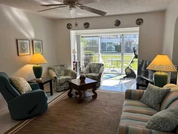 $149,900 | 2060 Marilyn Street, Unit 124, Clearwater, FL 33765