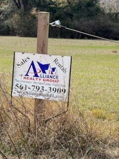 5123 Elmore Road Graceville, FL 32440 - Photo 13 of 13 20250122012411410442000000-o