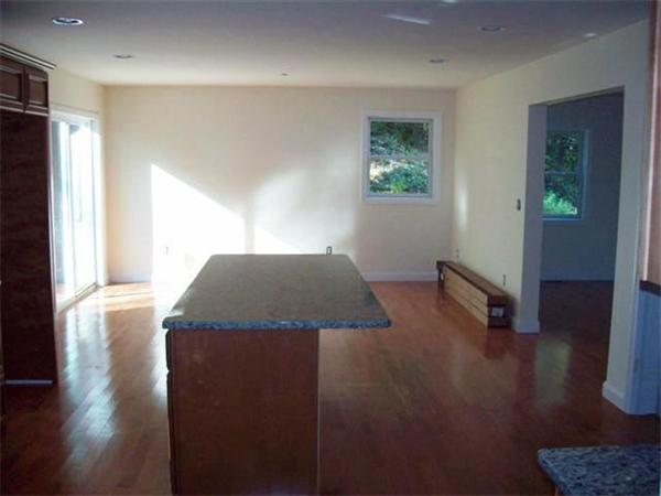 24 South Martin Road Amesbury, MA 01913 - Photo 5 of 8