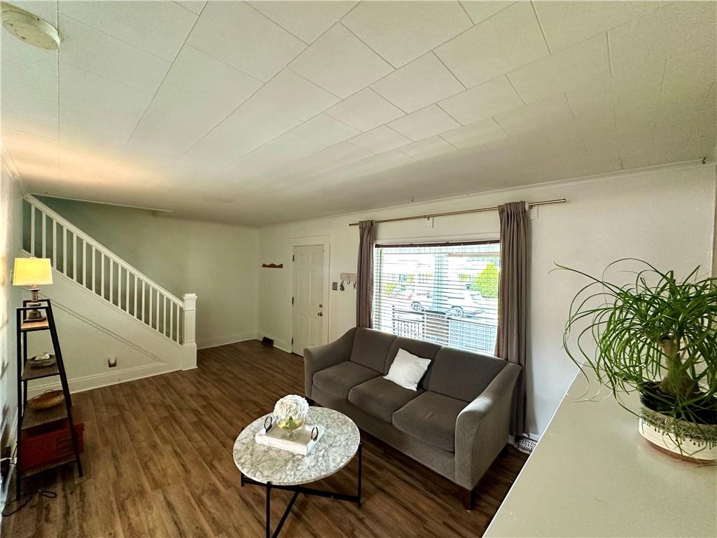 1028 Dewey Avenue New Castle, PA 16101 - Photo 11 of 38 Gallery Image 11