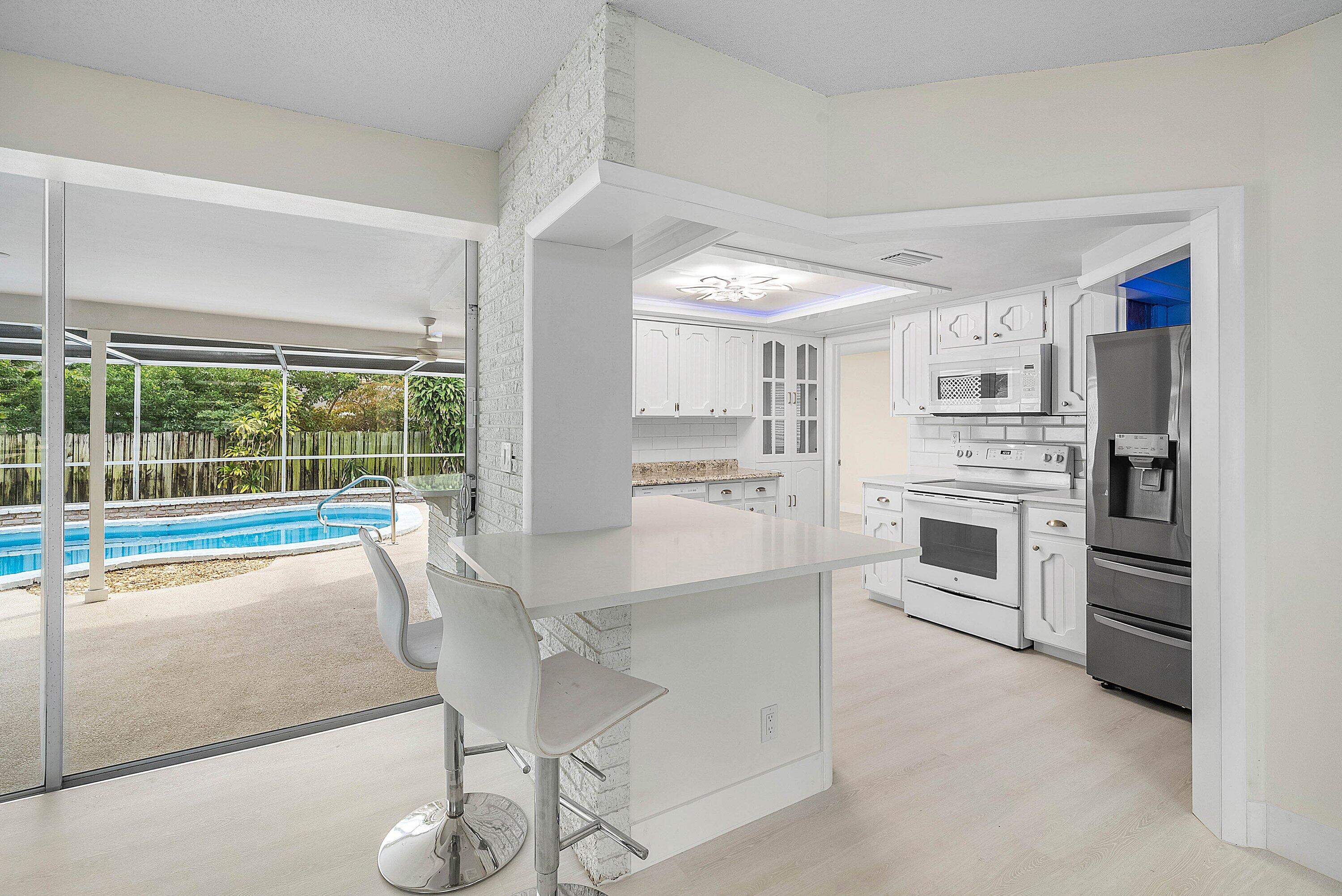 262 Northeast 24th Court Boca Raton, FL 33431 - Photo 13 of 50 262 NE 24th Court (9)