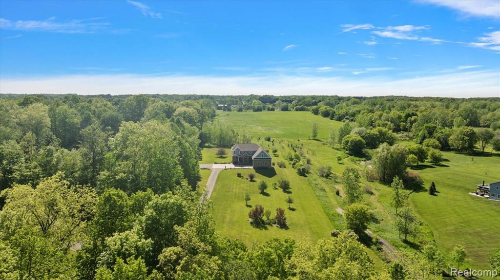 5035 Hidden Ridge Road Metamora, MI 48455 - Photo 4 of 64