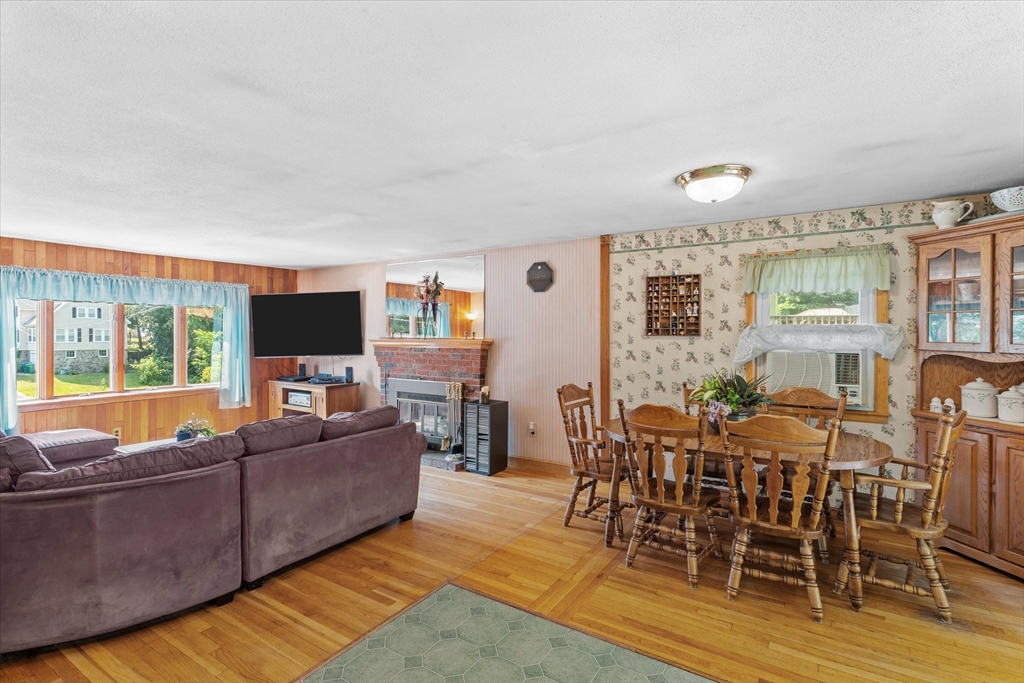 78 Brookside Road Lynn, MA 01902 - Photo 4 of 42 Gallery Image 4