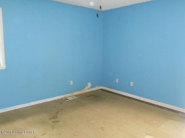 1254 Cow Branch Road West Point, KY 40177 - Photo 6 of 17 Master bedroom
