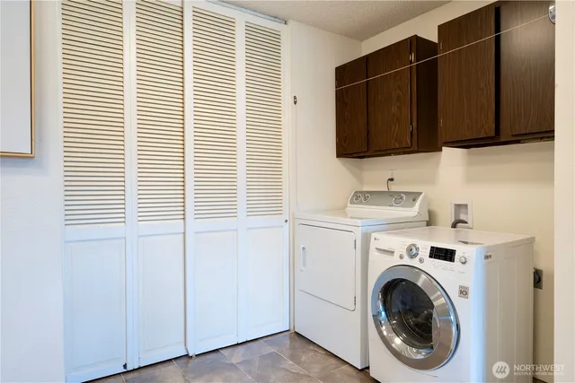 a view of washer and dryer