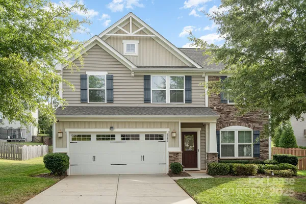 $2,600 | 3531 Ettrick Place, Charlotte, NC 28278