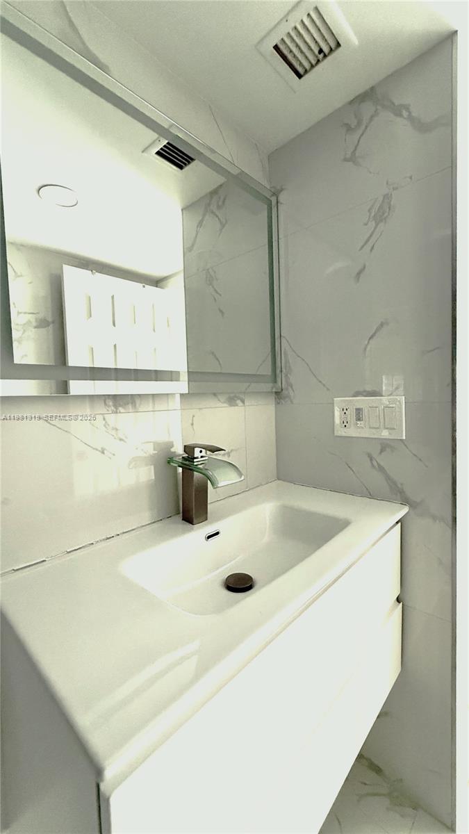 4174 Inverrary Drive, Unit 402 Lauderhill, FL 33319 - Photo 26 of 28