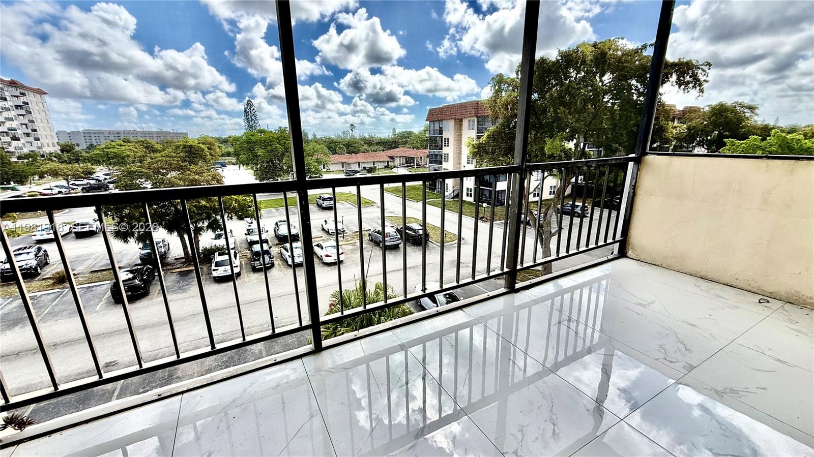 4174 Inverrary Drive, Unit 402 Lauderhill, FL 33319 - Photo 9 of 28