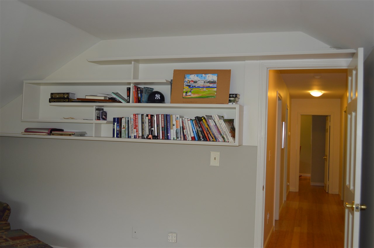 1408 Ferry Road Charlotte, VT 05445 - Photo 22 of 40 Gallery Image 22