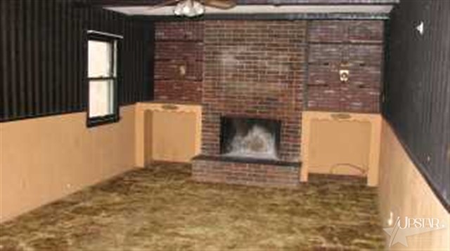 9010 South Meridian Road Warren, IN 46792 - Photo 3 of 7 Gallery Image 3
