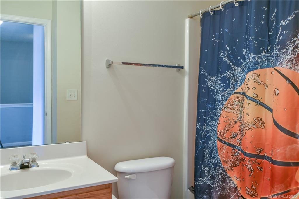 3260 Barons Court Road Charlotte, NC 28213 - Photo 17 of 21