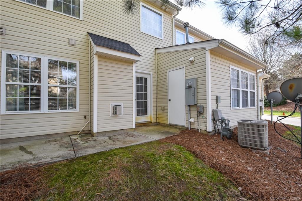 3260 Barons Court Road Charlotte, NC 28213 - Photo 18 of 21