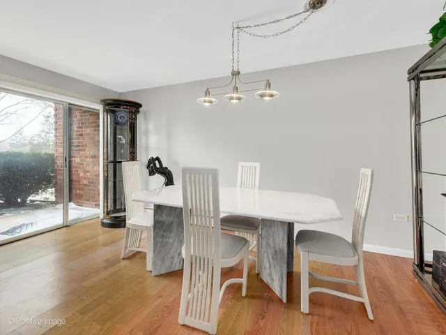 $219,900 | 4129 Saratoga Avenue, Unit 106, Downers Grove, IL 60515