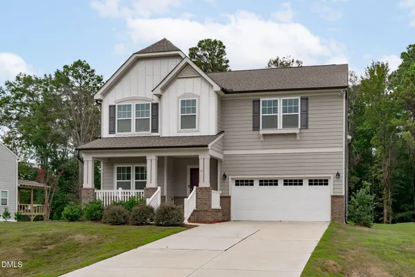 $525,000 | 9 East Dentaires Way, Willow Spring, NC 27592