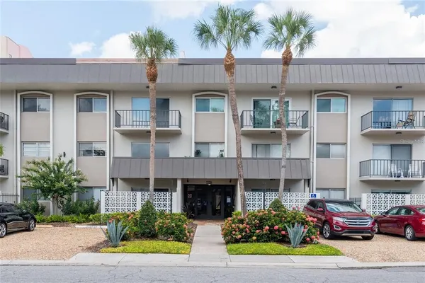 $1,750 | 4607 West Fig Street, Unit 203, Tampa, FL 33609