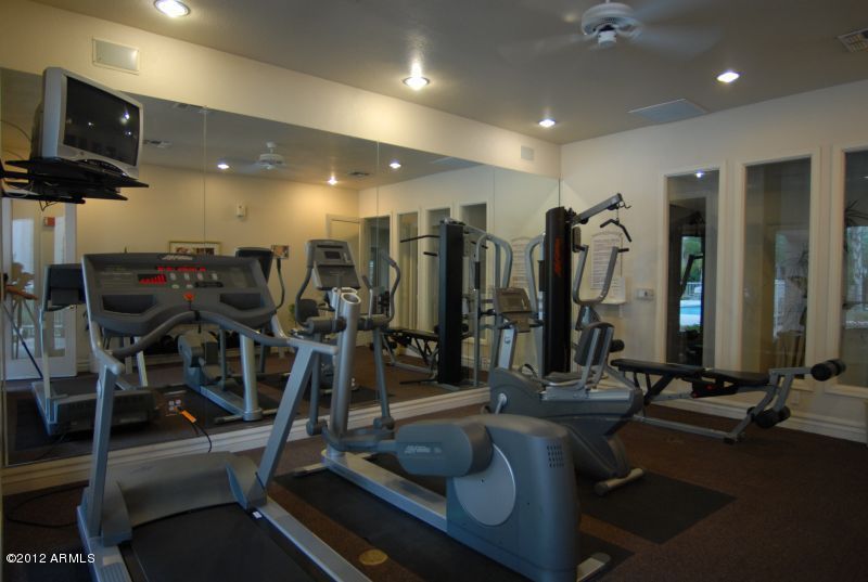 5303 North 7th Street, Unit 113 Phoenix, AZ 85014 - Photo 3 of 21 a view of a room with gym equipment