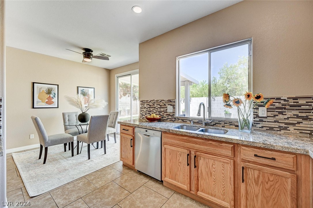 3216 Rushing Waters Place Las Vegas, NV 89135 - Photo 16 of 46