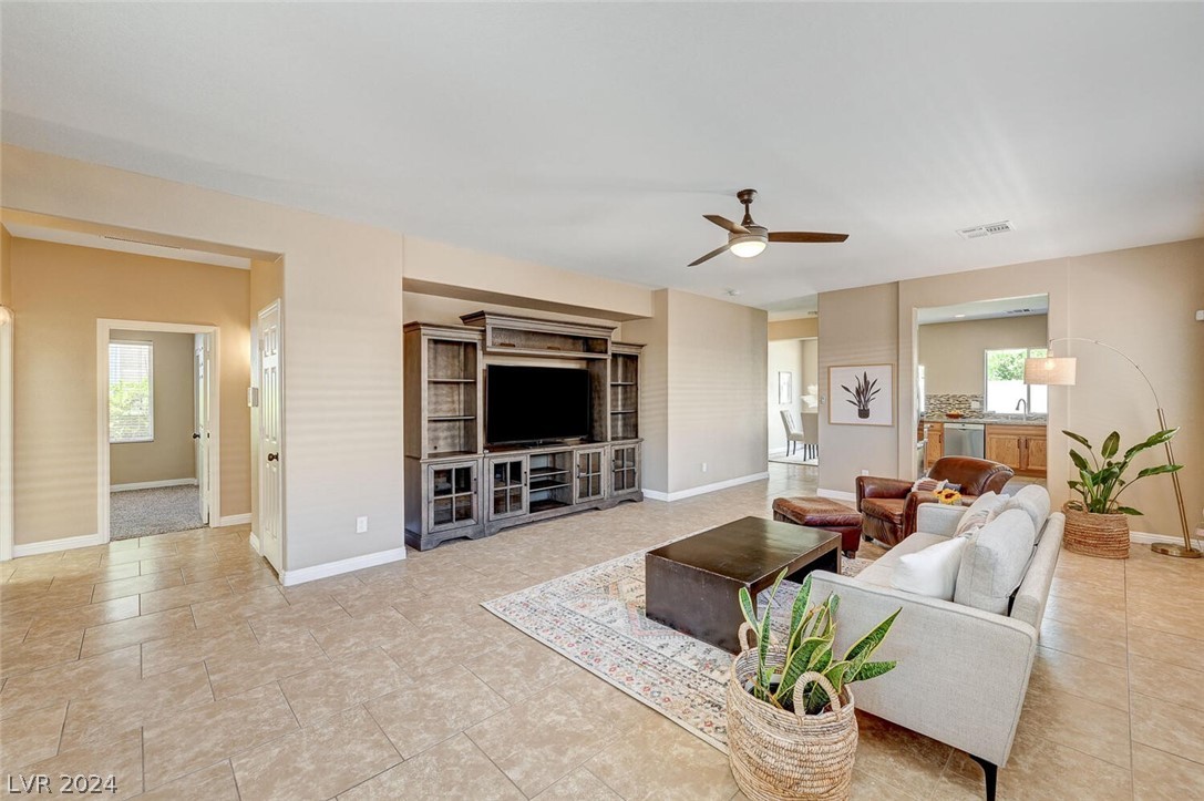 3216 Rushing Waters Place Las Vegas, NV 89135 - Photo 7 of 46