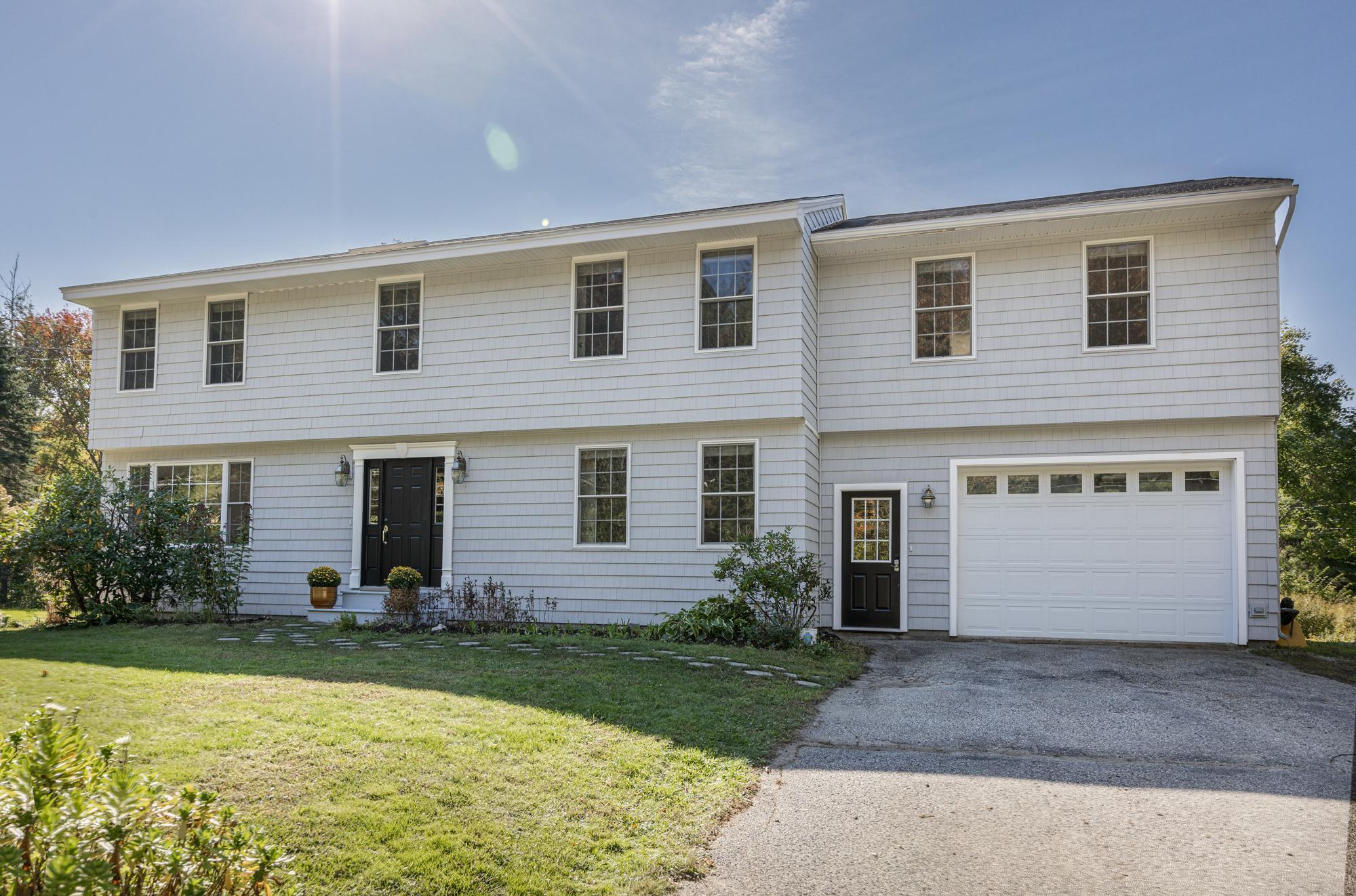 1155 Sawyer Road Cape Elizabeth, ME 04107 - Photo 2 of 55 1155 Sawyer Rd_W5_055