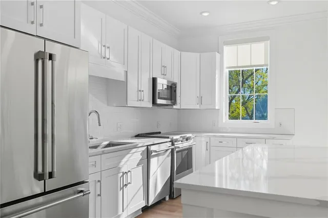 $1,295,000 | 1 1st Street, Unit 301, Oakmont, PA 15139