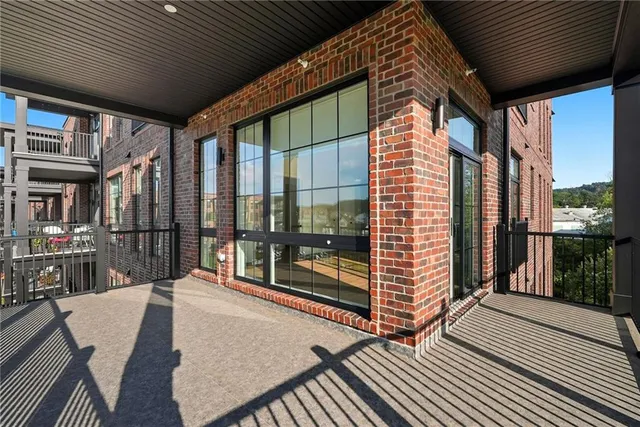 $1,276,000 | 1 1st Street, Unit 301, Oakmont, PA 15139