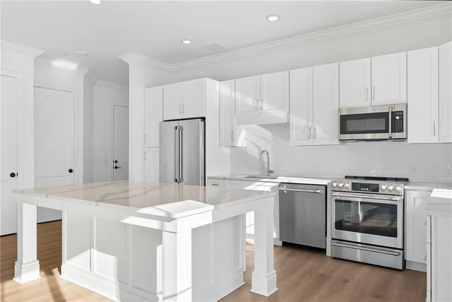 $1,295,000 | 1 1st Street, Unit 301, Oakmont, PA 15139