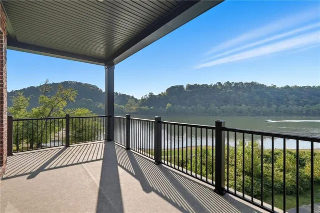 $1,276,000 | 1 1st Street, Unit 301, Oakmont, PA 15139