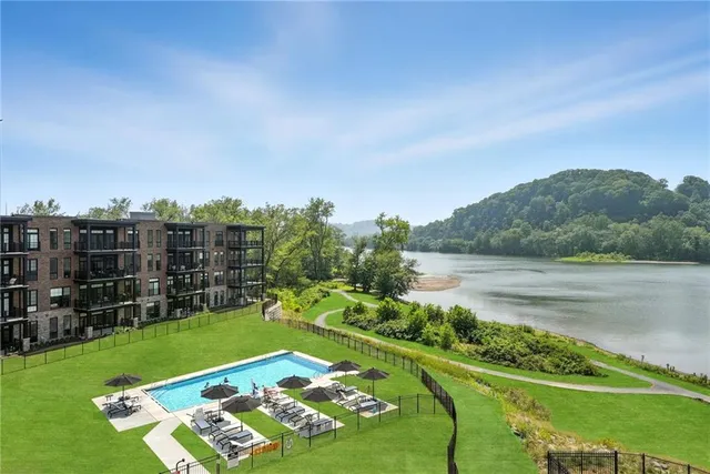 $1,295,000 | 1 1st Street, Unit 301, Oakmont, PA 15139