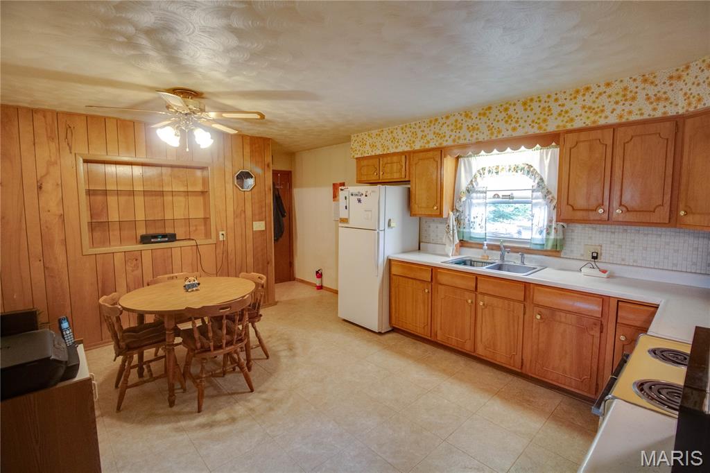 102 Avalon Street Brighton, IL 62012 - Photo 9 of 31