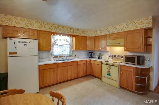 $150,000 | 102 Avalon Street, Brighton, IL 62012