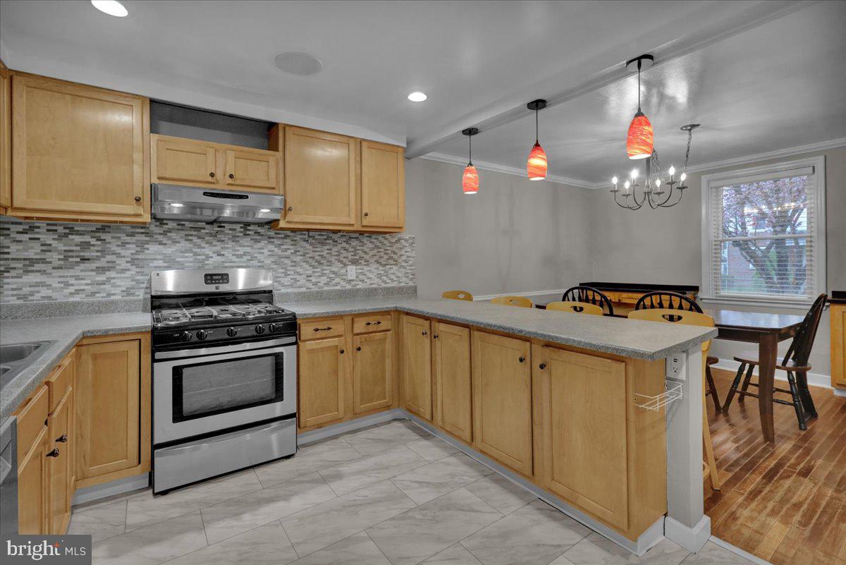 613 March Street Shillington, PA 19607 - Photo 12 of 36 Stainless steel appliances