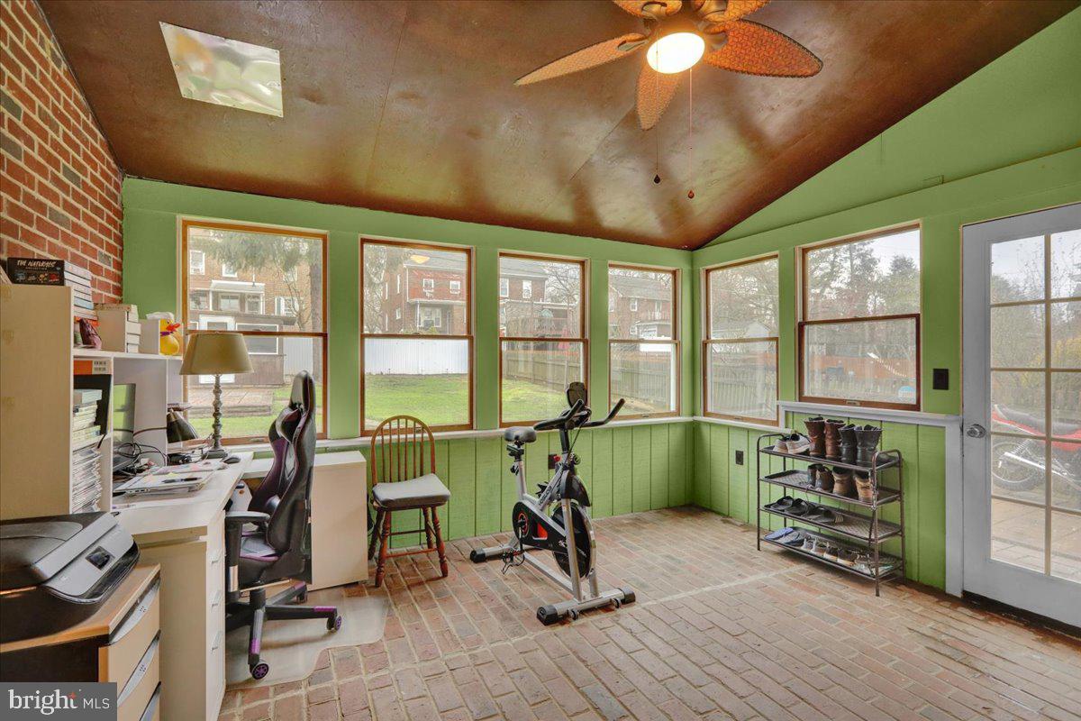 613 March Street Shillington, PA 19607 - Photo 18 of 36 Sunporch/FR w/brick floor/vaulted ceiling