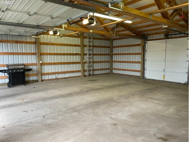 8792 Portland Road Northeast Salem, OR 97305 - Photo 11 of 14 Gallery Image 11